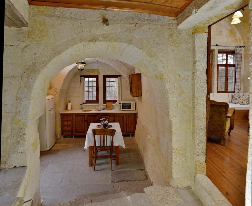 Esbelli Evi Cave Houses Ürgüp Bagian luar foto